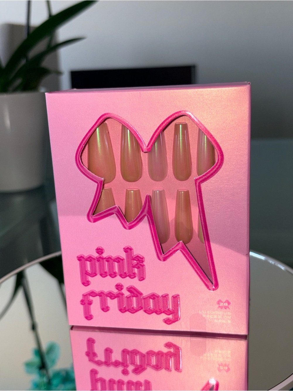Pink Friday Nails by Nicki Minaj 💅
